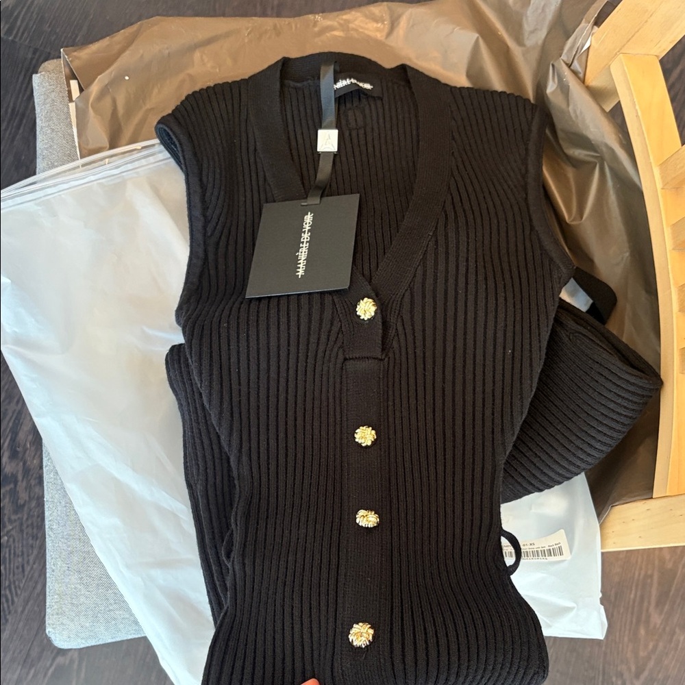 Black Ribbed Button-Front V-Neck Maxi Dress - Picture 8 of 8